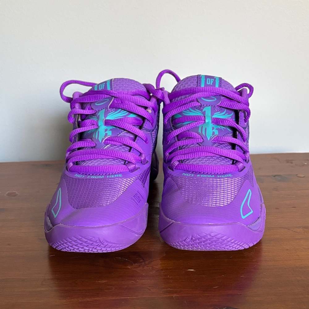 Big Kids Purple Puma MB1 LaMelo Ball Queen City Size 4.5